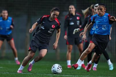 A Milli Kadın Futbol Takımı, Arnavutluk maçına hazır!