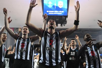 Avrupa'daki Türk derbisinde kazanan Beşiktaş oldu