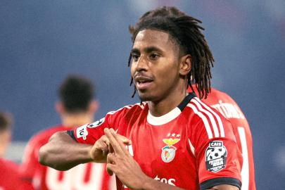 Benfica, Ajax'ı iki golle geçti