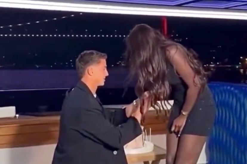 Bertuğ Yıldırım'dan sürpriz evlenme teklifi