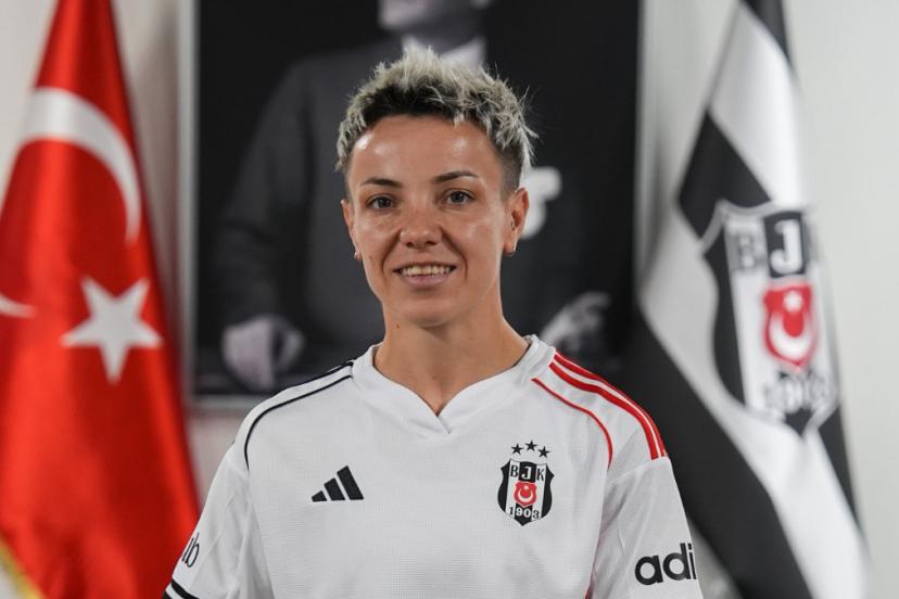 Beşiktaş, Gülbin Hız'ı kadrosuna kattı