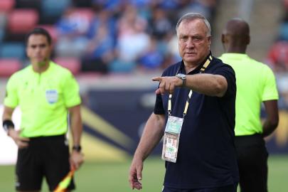 Beşiktaş'a mı geliyor? Dick Advocaat için açıklama