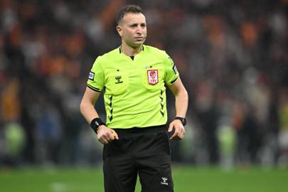 Fenerbahçe - Galatasaray derbisinin hakemi belli oldu