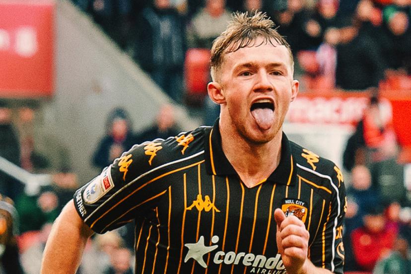 Hull City, Stoke City'yi son dakikada devirdi