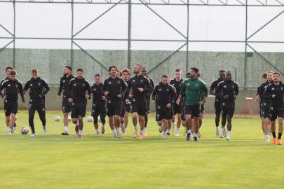 Kocaelispor, oyunculara 100 milyon TL ödeme yaptı