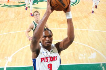 NBA'de Detroit Pistons, art arda 12. galibiyetini aldı