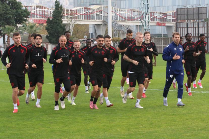 Samsunspor, UEFA Konferans Ligi'ne galibiyetle devam etmek istiyor