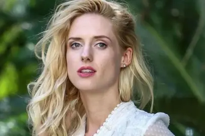 Sanat dünyası onu örnek almalı: 4 çocuğu 10 evi var