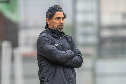 Süper Lig'de bir veda daha! Görevinden ayrılan teknik direktör sayısı 11 oldu