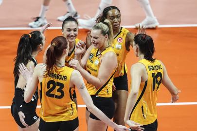 VakıfBank, Volero Le Cannet karşısında zorlanmadı