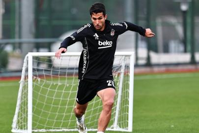 17 yıllık kariyer! Beşiktaş'tan bir Necip Uysal geçti