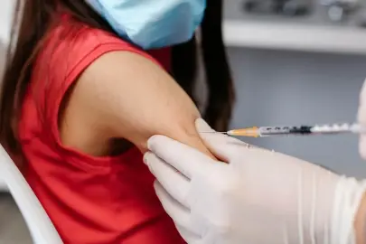 ABD’de Covid-19 aşıları inceleniyor