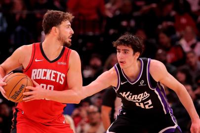 Alperen Şengün, NBA'de 5 bin sayı barajını geçti