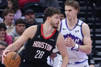 Alperen Şengün "triple-double"a yaklaştı ancak yenilgiyi engelleyemedi