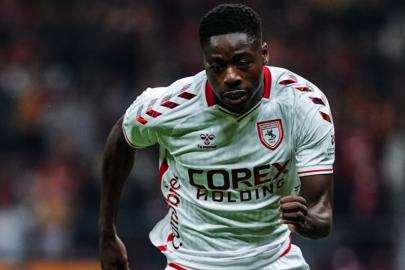 Anthony Musaba'nın kullandığı otomobil seyir halindeyken alev aldı