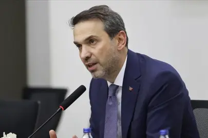 Bakan Bayraktar: Enerjide tam bağımsız Türkiye, gençlerimizle mümkün olacak