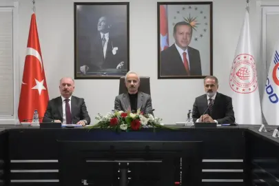 Bakan Uraloğlu açıkladı: Kırıkkale - Çorum Hızlı Tren Hattı'nda çalışmalar hızlandı