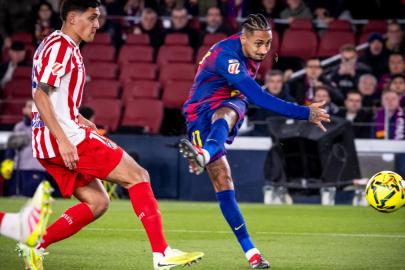 Barcelona, sahasında Atletico Madrid'in serisini bitirdi