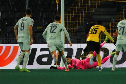 Berke Özer, Avrupa Ligi'nde yine penaltı kurtardı!