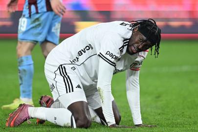 Beşiktaş, bir  büyük maçta daha skoru koruyamadı