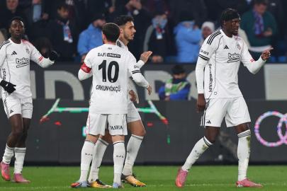 Beşiktaş - Rizespor maçının ilk 11'leri