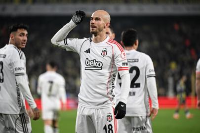 Beşiktaş'tan derbi zaferi sonrası paylaşımlar