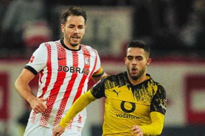 Borussia Dortmund, Freiburg'a takıldı!