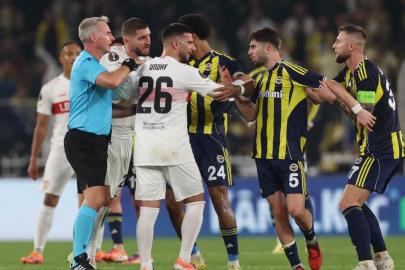 Deniz Undav'dan İsmail Yüksek sözleri: Kasıtlı yaptığını düşünmüyorum