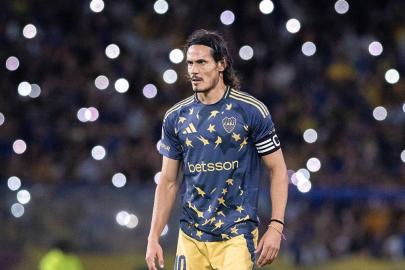 Edinson Cavani futbolu bıraktı