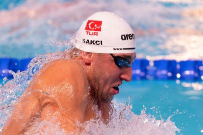 Emre Sakcı'dan Avrupa Kısa Kulvar Yüzme Şampiyonası'nda ikincilik!