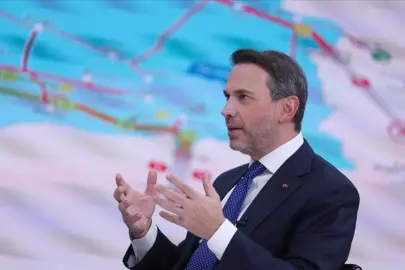 Enerji ve Tabii Kaynaklar Bakanı Alparslan Bayraktar, Pakistan’da