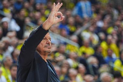 Ergin Ataman’dan Fenerbahçe tribünlerine tepki