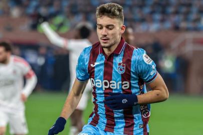 Ernest Muçi seriye devam etti