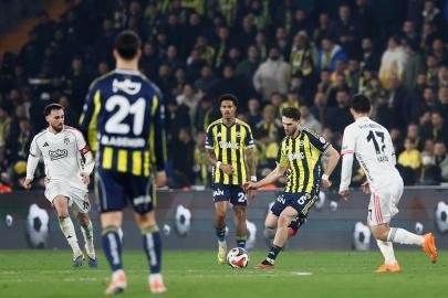 Eski hakemler, Fenerbahçe-Beşiktaş derbisinin hakem kararlarını değerlendirdi