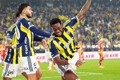 Fenerbahçe, derbide puanı uzatmada kaptı
