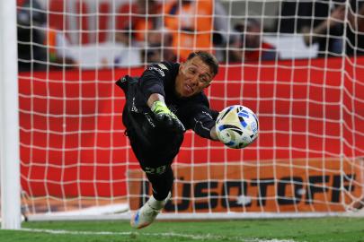 Fernando Muslera'dan 1 haftada 2 kupa