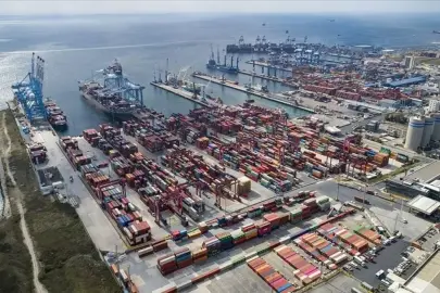 Fitch, Türkiye için büyüme tahminini yükseltti