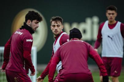 Galatasaray, Antalyaspor maçı hazırlıklarına başladı