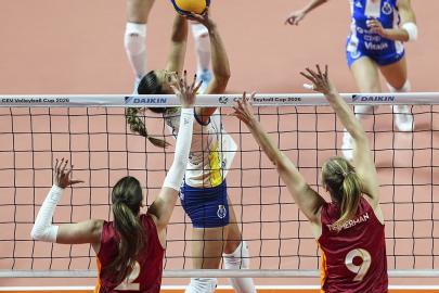 Galatasaray, Porto karşısında zorlanmadı