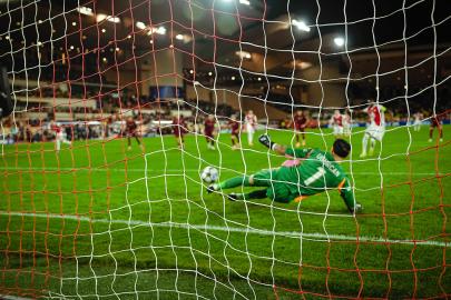 Galatasaray'da Uğurcan Çakır penaltı kurtardı