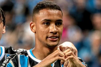 Göztepe, Brezilyalı forvet Andre Henrique'nin peşinde