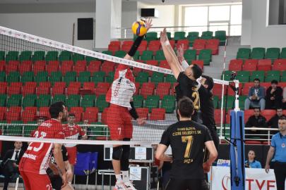 İstanbul Gençlik, Cizre Belediyespor'a set vermedi