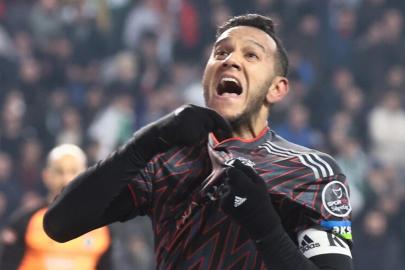 Josef de Souza'dan derbi mesajı!