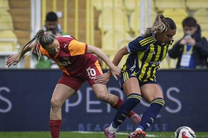 Kadınlar derbisinde Fenerbahçe, Galatasaray'ın yenilmezlik serisine son verdi