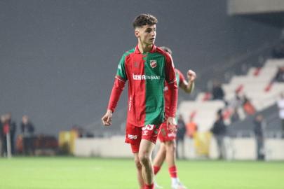 Karşıyaka ile Trabzonspor, Adem Yeşilyurt için masada