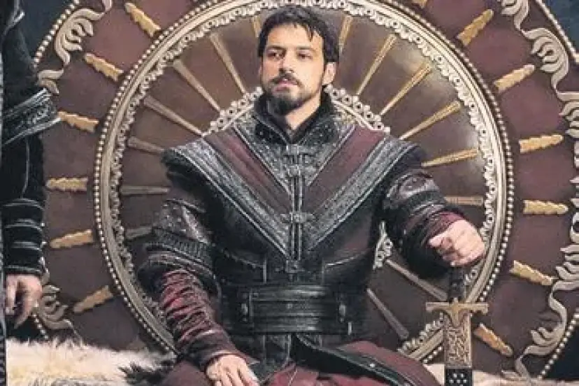 Kim postu yüceltiyor kim Washington Post’u?