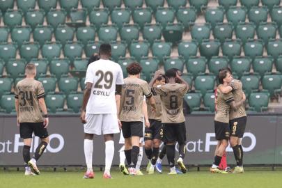 Kocaelispor, Erzurumspor FK'ya 3 attı