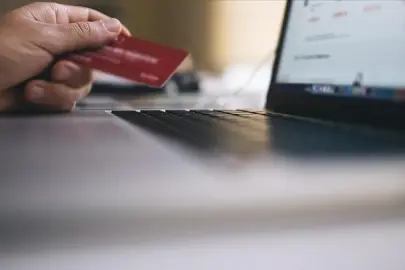 Kredi ve kart borçları katlanıyor: Takibe düşen kişi sayısı 2 milyona dayandı!