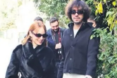 Küçük adam büyük kadın evliliği olur