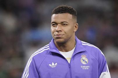 Kylian Mbappe, eski takımı PSG'den servet kazanacak!